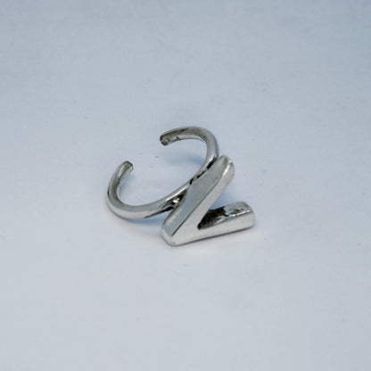 TY's ring「V」