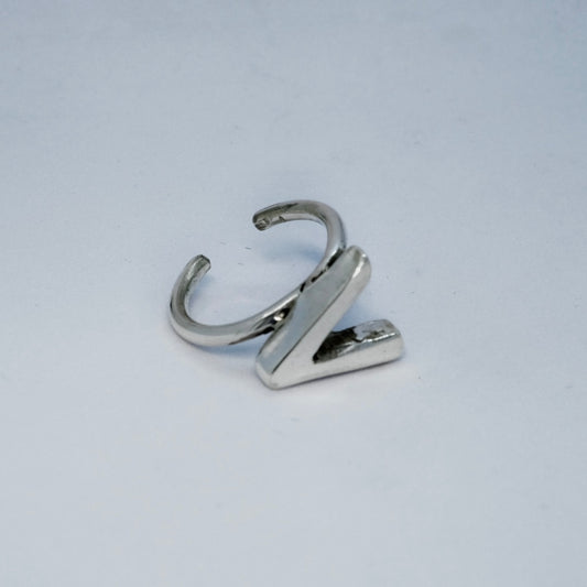 TY's ring「V」